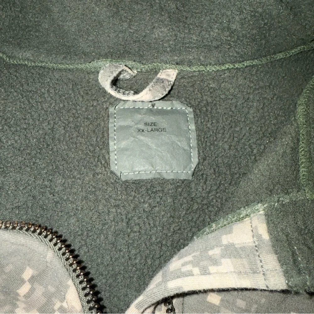Massif Army Elements XXL Camo Jacket Flame Resistant ACU Cold Weather Coat EUC